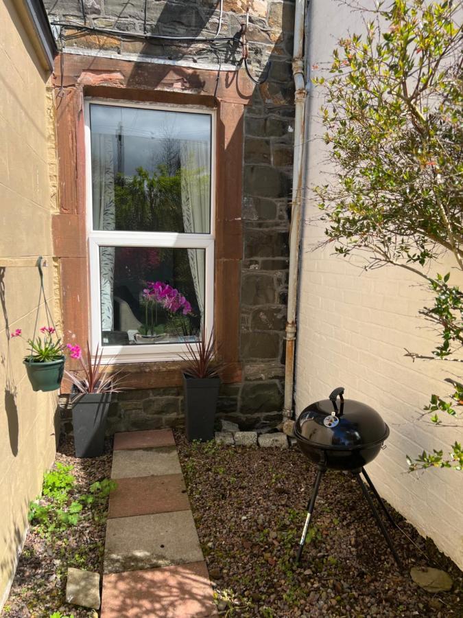 Ferienwohnung The Blue Door Kirkcudbright Exterior foto